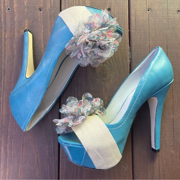 Bakers Poppy Flower Heels - Picture 3 of 5